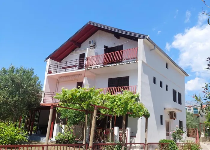 Apartman Sucuraj Apartment