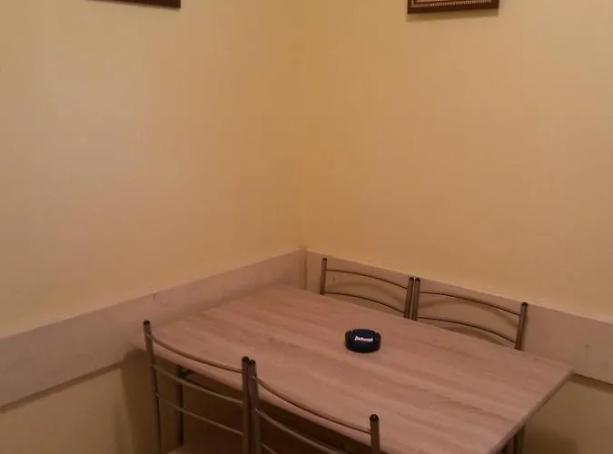 Apartman Sucuraj * Sucuraj
