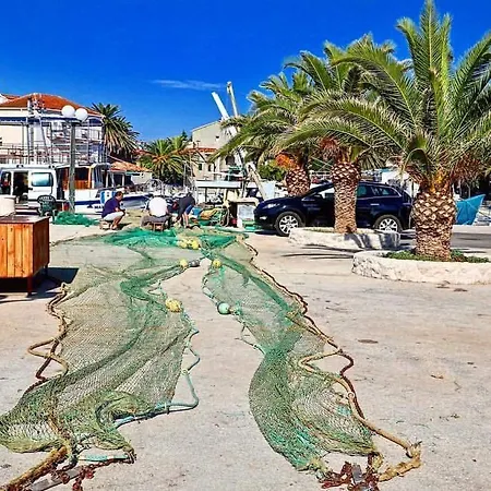 Lägenhet Apartman Sucuraj *